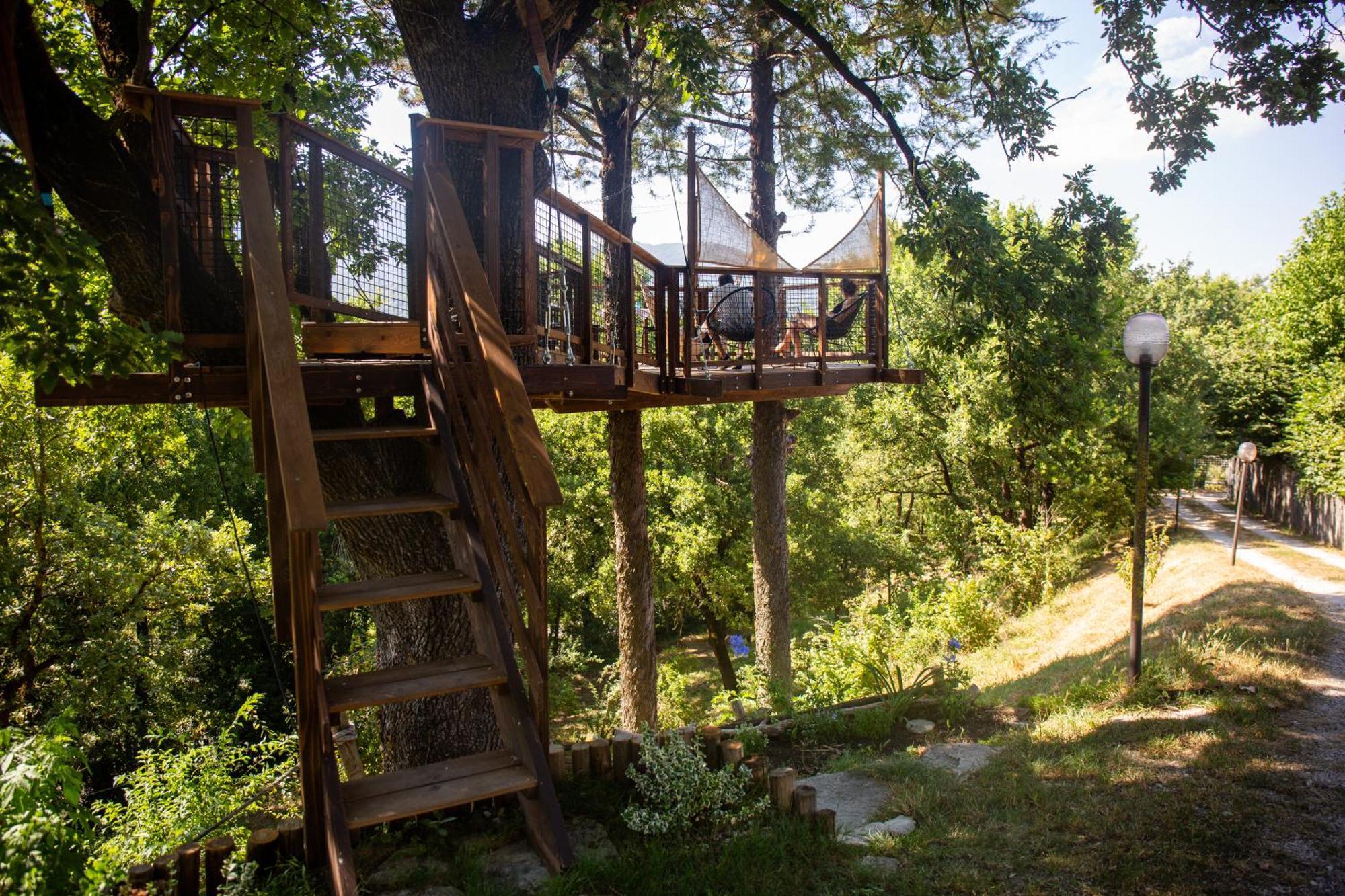 B&B Colle Di Terria Country House Contigliano Bagian luar foto